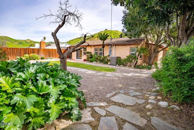 5233 Floral Drive, Ventura, CA 93001