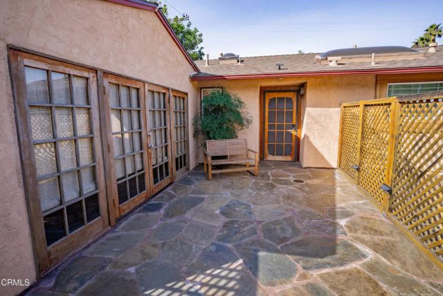 5233 Floral Drive, Ventura, CA 93001