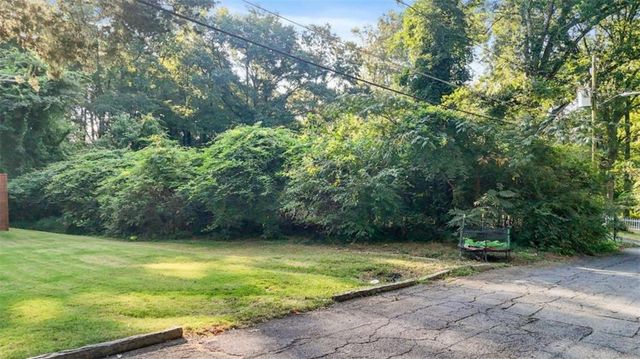 0 Pebble Drive, East Point, GA 30344