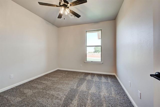 2312 Lions Pride Way, Blanchard, OK 73010