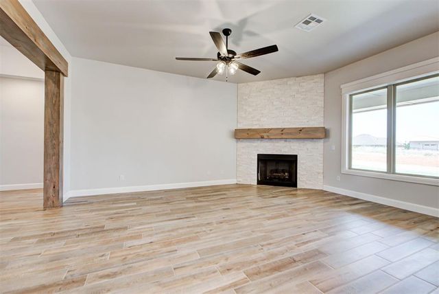 2312 Lions Pride Way, Blanchard, OK 73010