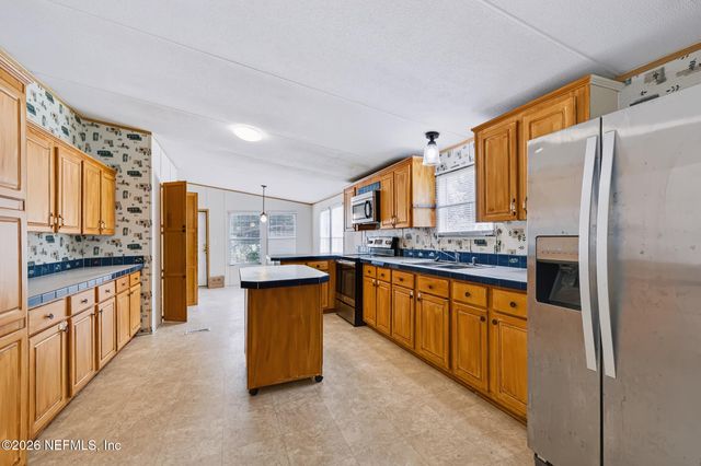 134 BARDIN ESTATES Circle, Palatka, FL 32177