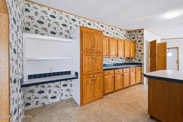 134 BARDIN ESTATES Circle, Palatka, FL 32177