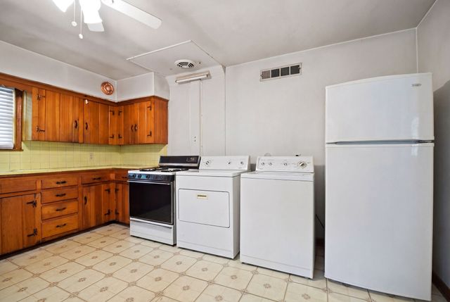 2266 Sutter Street, Dallas, TX 75216