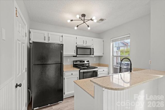 8289 Golf Ridge Drive, Charlotte, NC 28277
