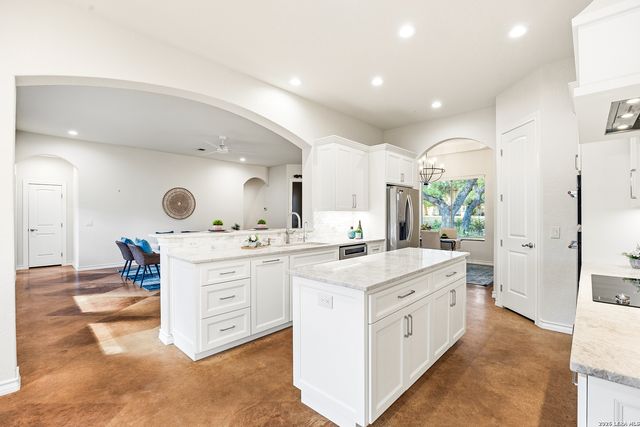 541 Saxet Trail, Spring Branch, TX 78070