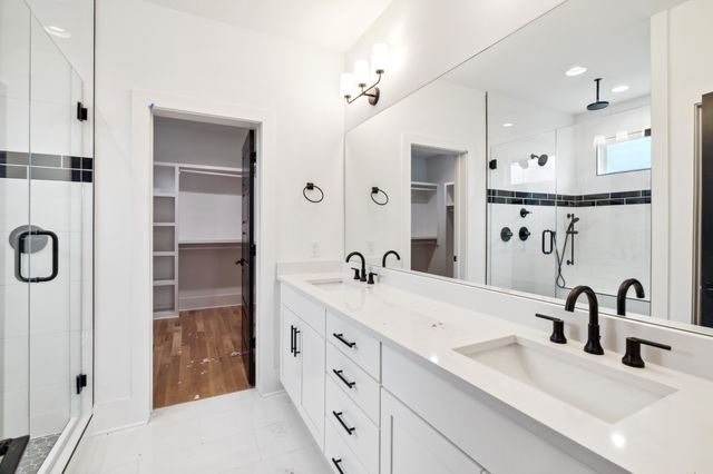 5214 Georgia Ave, Nashville, TN 37209