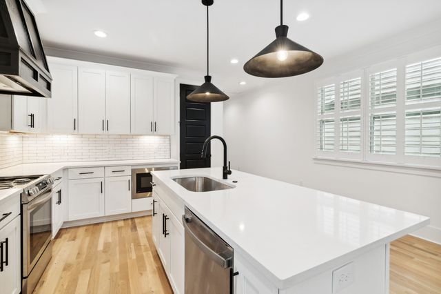 5214 Georgia Ave, Nashville, TN 37209