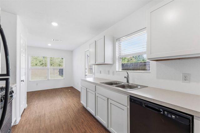 6157 Dunsmore Canyon Lane, Porter, TX 77365