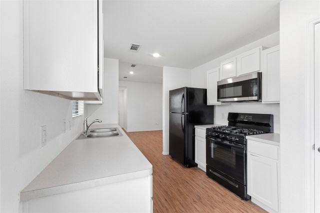 6157 Dunsmore Canyon Lane, Porter, TX 77365