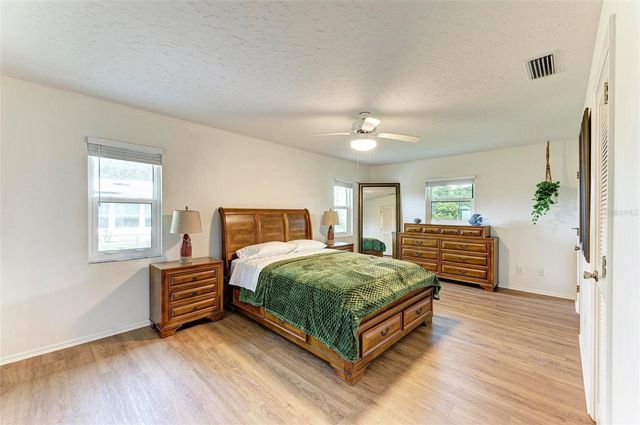 1640 SATURN ROAD, Venice, FL 34293