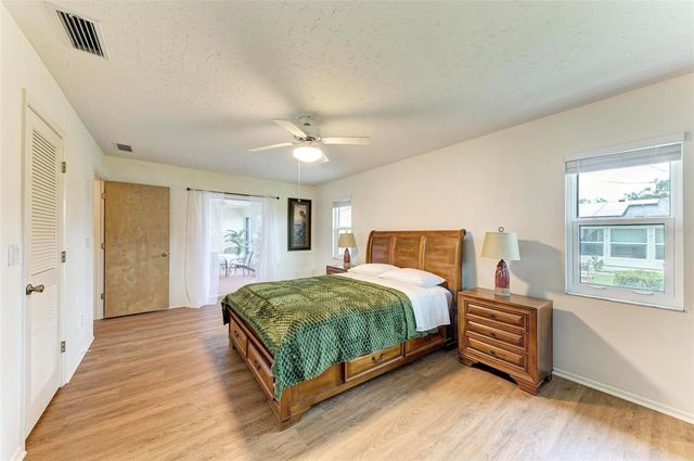 1640 SATURN ROAD, Venice, FL 34293