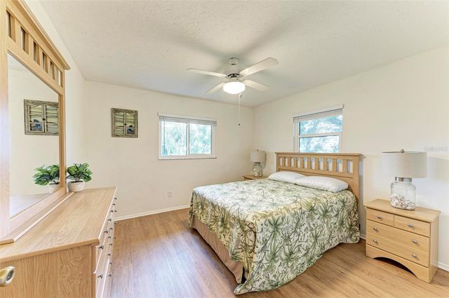 1640 SATURN ROAD, Venice, FL 34293