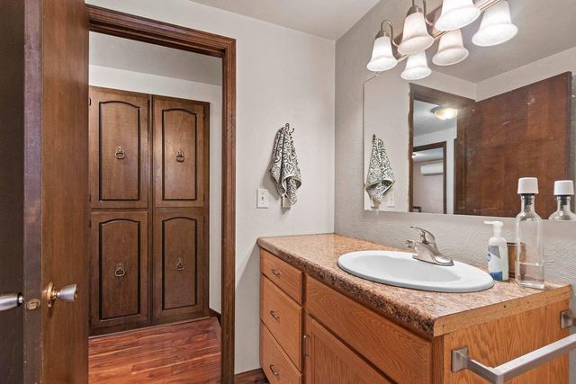 1156 SHARIE LANE, Green Bay, WI 54304