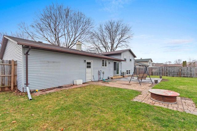 1156 SHARIE LANE, Green Bay, WI 54304