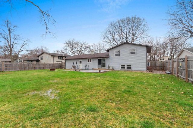 1156 SHARIE LANE, Green Bay, WI 54304