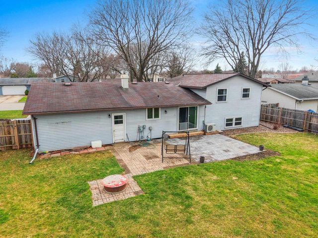 1156 SHARIE LANE, Green Bay, WI 54304