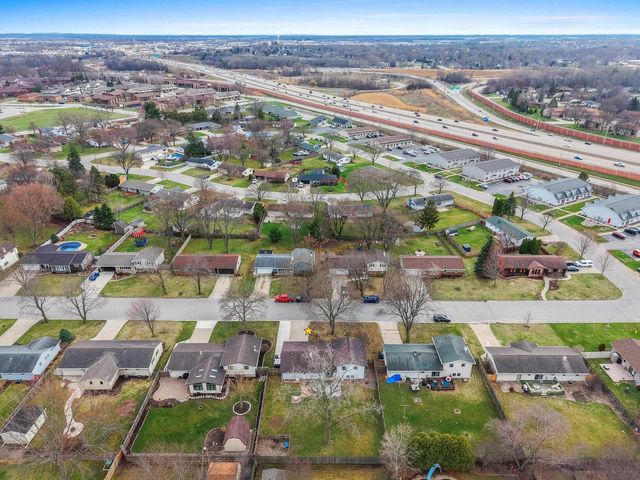 1156 SHARIE LANE, Green Bay, WI 54304