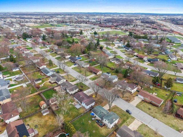 1156 SHARIE LANE, Green Bay, WI 54304