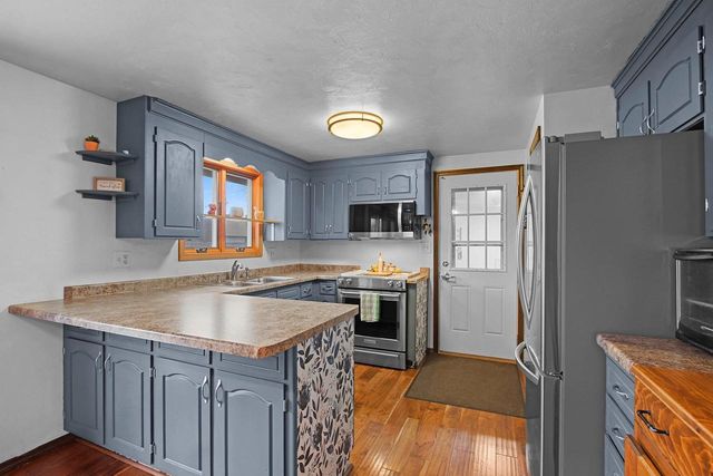 1156 SHARIE LANE, Green Bay, WI 54304