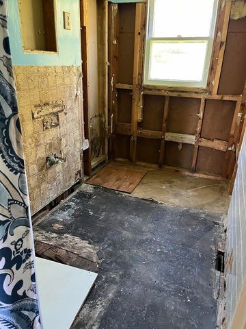 256 Route 9N, Keeseville, NY 12944