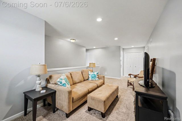 7560 Gannon Court, Shelby Charter Township, MI 48317
