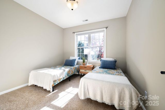 207 Farm Creek Drive E, Asheville, NC 28806