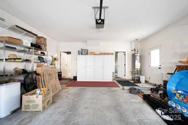 207 Farm Creek Drive E, Asheville, NC 28806