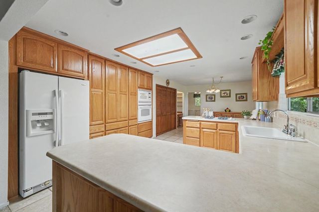 16502 Meadow Vista Dr, Pioneer, CA 95666