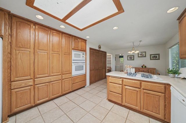 16502 Meadow Vista Dr, Pioneer, CA 95666