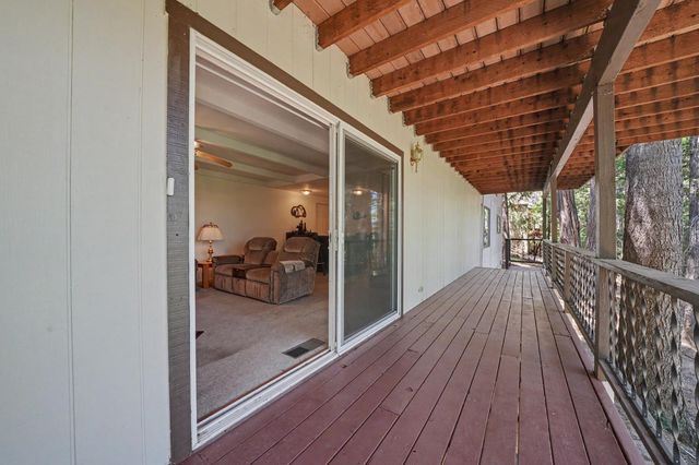 16502 Meadow Vista Dr, Pioneer, CA 95666