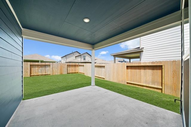 3930 Windy Whisper Drive, Brookshire, TX 77423