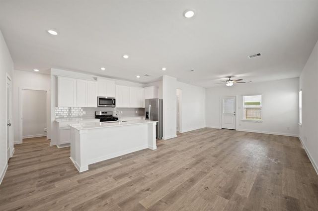 3930 Windy Whisper Drive, Brookshire, TX 77423