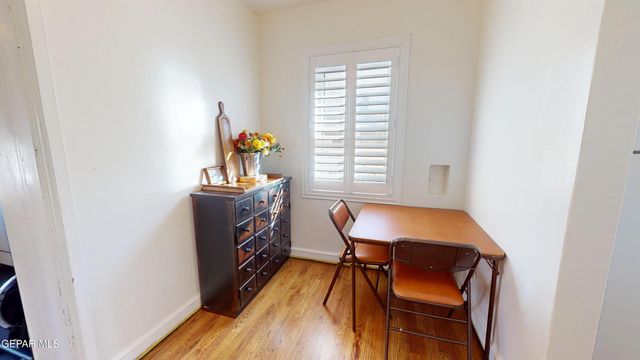 717 KERN Drive, El Paso, TX 79902