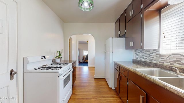 717 KERN Drive, El Paso, TX 79902