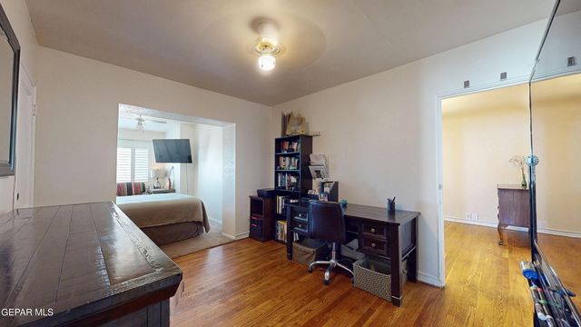 717 KERN Drive, El Paso, TX 79902