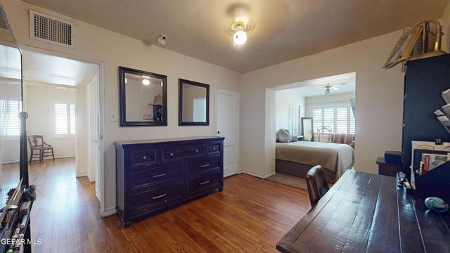 717 KERN Drive, El Paso, TX 79902