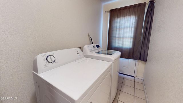 717 KERN Drive, El Paso, TX 79902