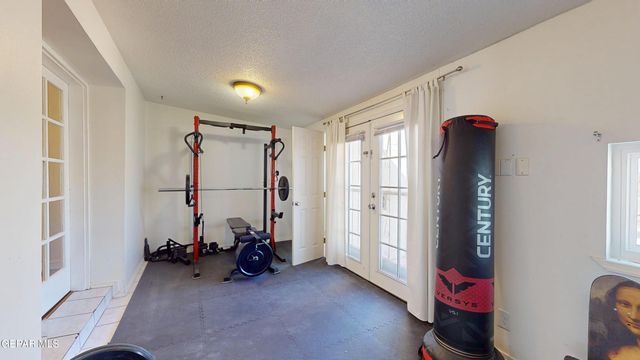 717 KERN Drive, El Paso, TX 79902