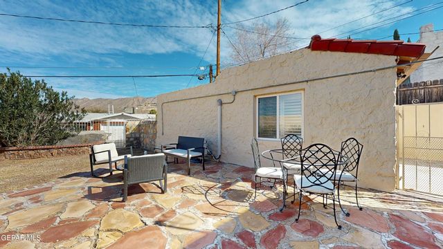 717 KERN Drive, El Paso, TX 79902