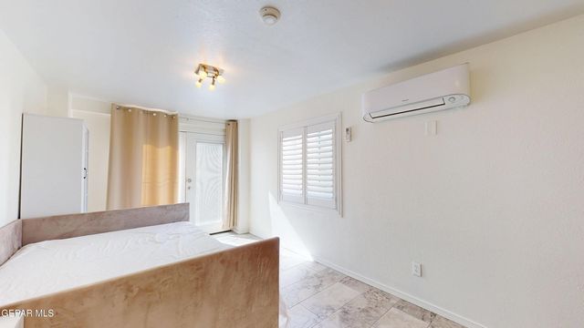 717 KERN Drive, El Paso, TX 79902