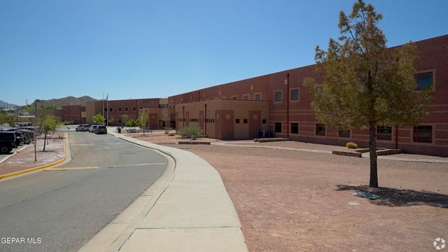 717 KERN Drive, El Paso, TX 79902