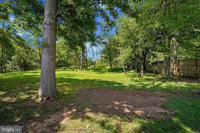 227 FAIRHILL RD, Hatfield, PA 19440