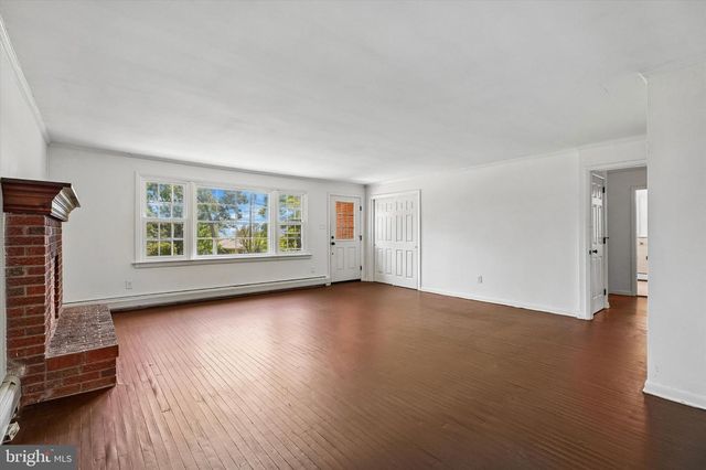 227 FAIRHILL RD, Hatfield, PA 19440
