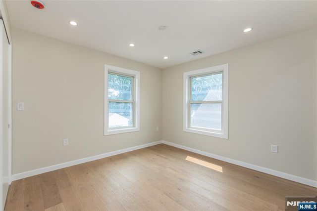 58 Van Duyne Avenue, Wayne, NJ 07470