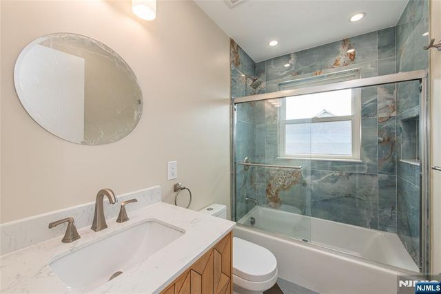 58 Van Duyne Avenue, Wayne, NJ 07470