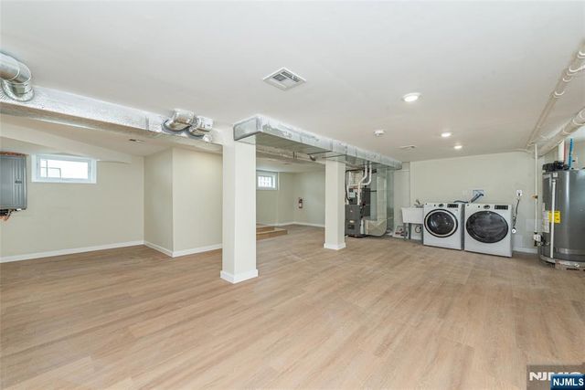 58 Van Duyne Avenue, Wayne, NJ 07470