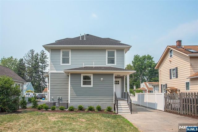 58 Van Duyne Avenue, Wayne, NJ 07470
