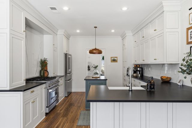 50 HICKORY LAKE DR, Eads, TN 38028