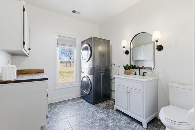 50 HICKORY LAKE DR, Eads, TN 38028